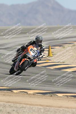 media/Oct-02-2025-Racers Edge (Thu) [[2c91cb6ab3]]/3-B Group/Session 4-Turn 12 (1pm)/